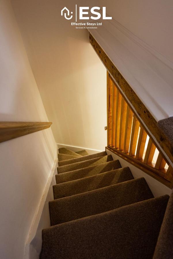 2 Bedroom Terrace Cottage, Parking, 5 Minutes Drive To Royal Hospital Holiday home Shrewsbury